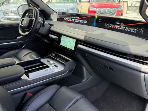 New 2026 Lincoln Navigator Reserve AWD/4WD image 10