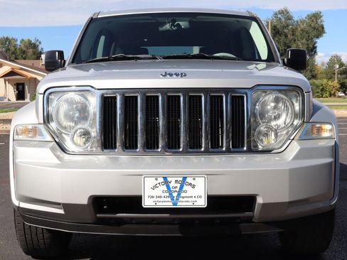Used 2008 Jeep Liberty Limited image 13