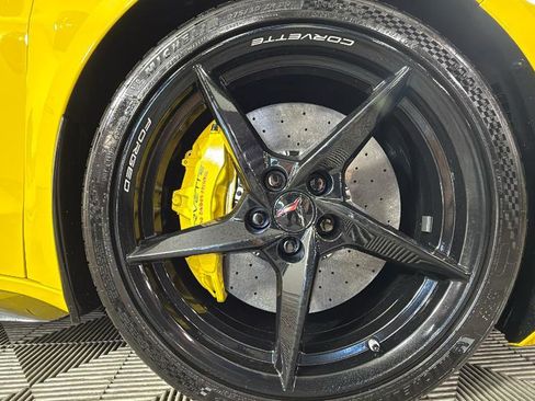 Used 2025 Chevrolet Corvette E-Ray w/ Stealth Interior Trim Package AWD/4WD image 44