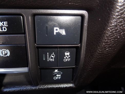 Used 2019 Acura MDX SH-AWD w/ Technology Package image 11