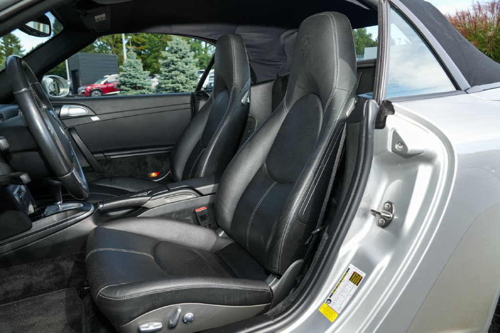 Used 2008 Porsche 911 Cabriolet image 5