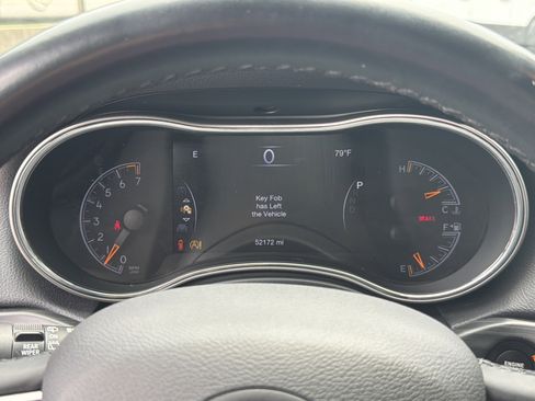 Used 2020 Jeep Grand Cherokee Laredo RWD image 31
