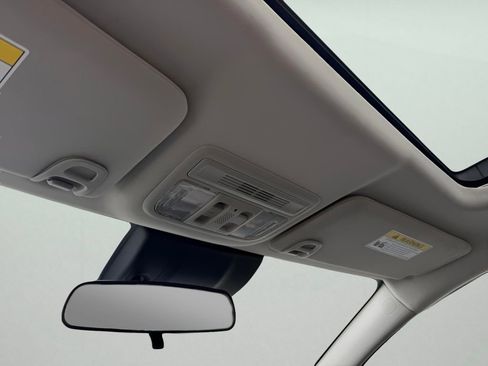 Used 2019 Honda Civic EX image 25