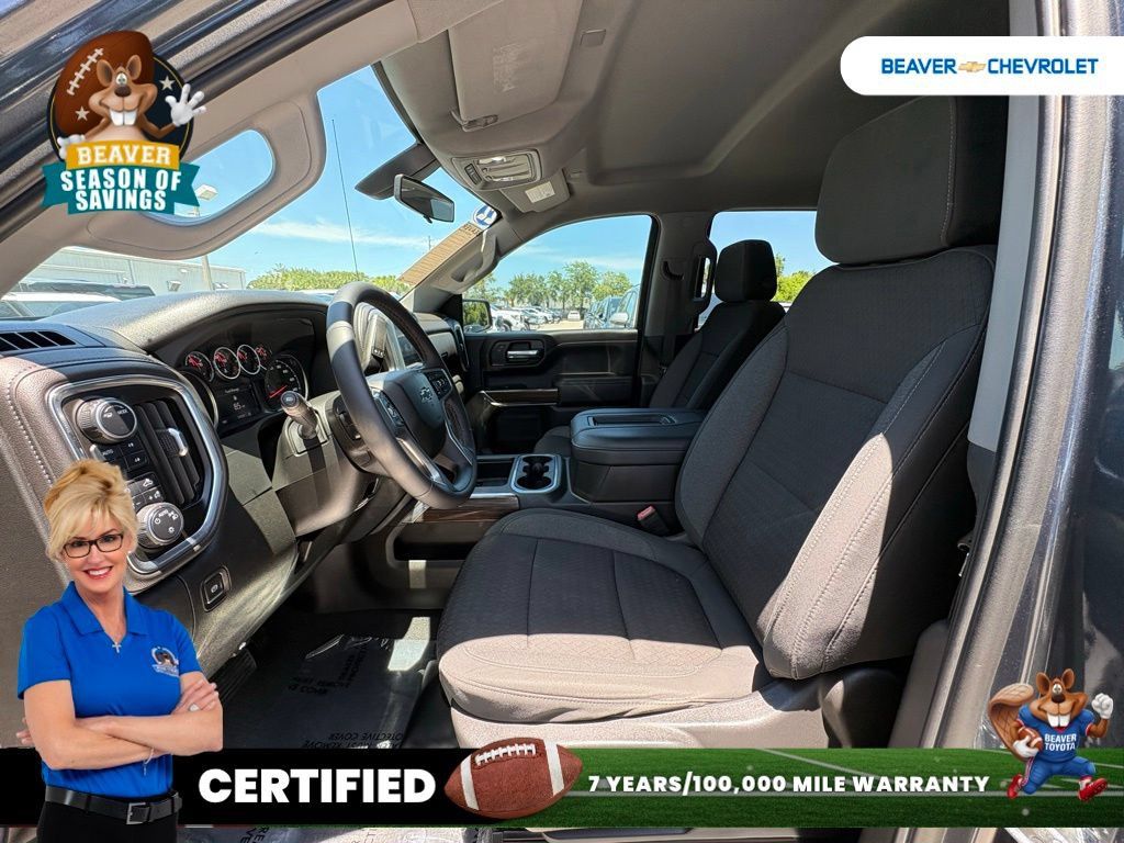 Used 2022 Chevrolet Silverado 1500 RST AWD/4WD image 13