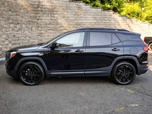 Used 2021 GMC Terrain SLT w/ Infotainment Package II image 10