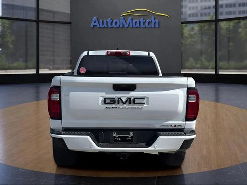 Used 2024 GMC Canyon AT4X AWD/4WD image 10