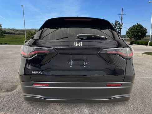 New 2026 Honda HR-V LX image 4