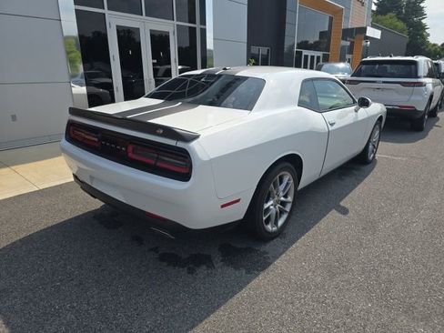 Certified 2022 Dodge Challenger GT image 6