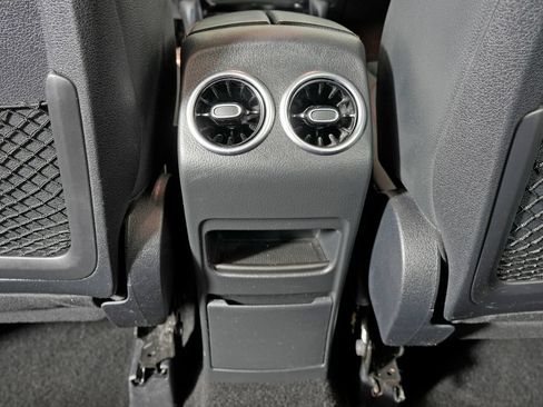 Certified 2023 Mercedes-Benz GLB 250 4MATIC image 31