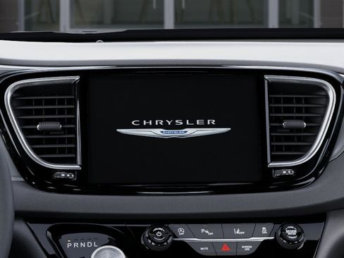 New 2026 Chrysler Voyager LX image 18