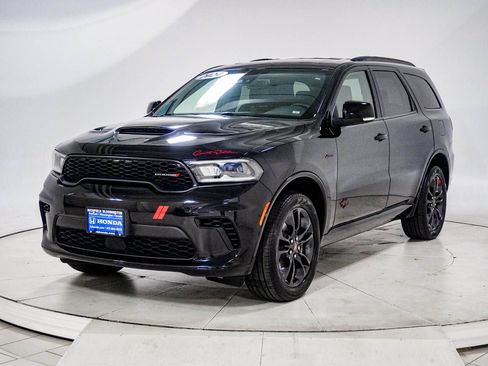 Used 2024 Dodge Durango GT AWD/4WD image 2