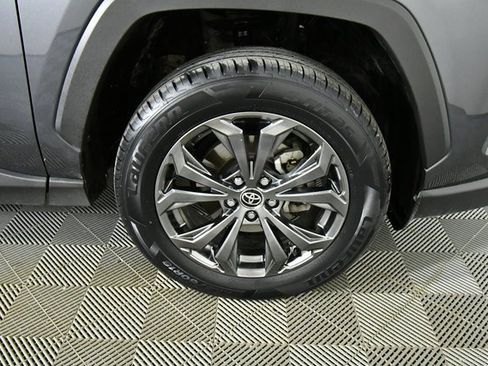Used 2024 Toyota RAV4 Limited image 17