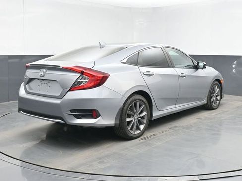 Used 2019 Honda Civic EX image 16