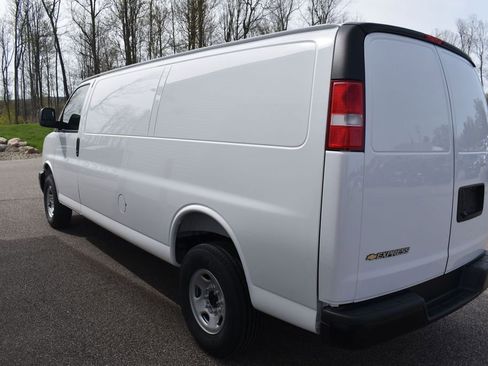 New 2026 Chevrolet Express 3500 Extended w/ Driver Convenience Package RWD image 4