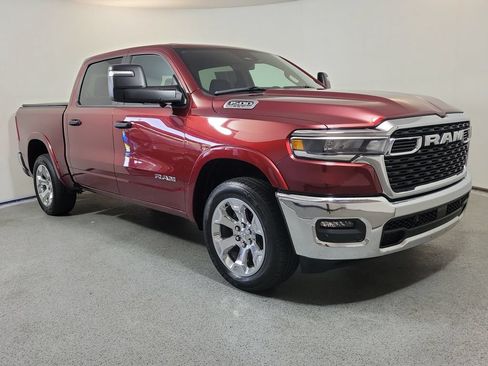 Used 2025 RAM 1500 Big Horn AWD/4WD image 1