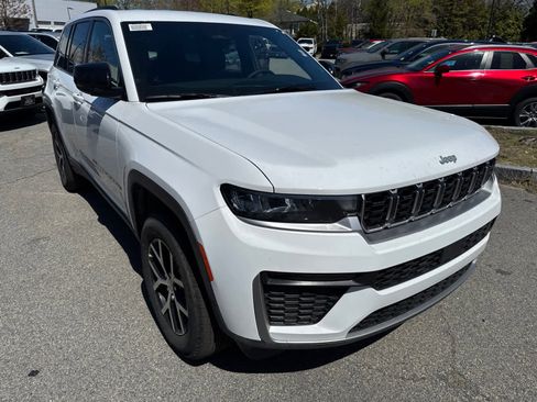New 2026 Jeep Grand Cherokee Limited AWD/4WD image 8