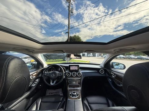 Used 2017 Mercedes-Benz C 300 4MATIC Sedan image 30