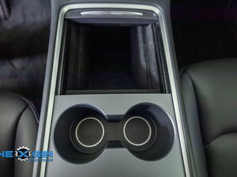 Used 2022 Tesla Model Y Performance AWD/4WD image 21