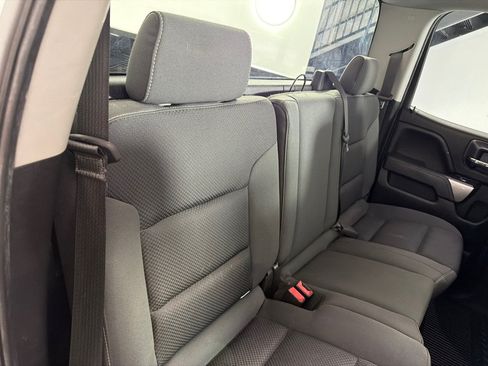 Used 2019 Chevrolet Silverado 1500 LT AWD/4WD image 19