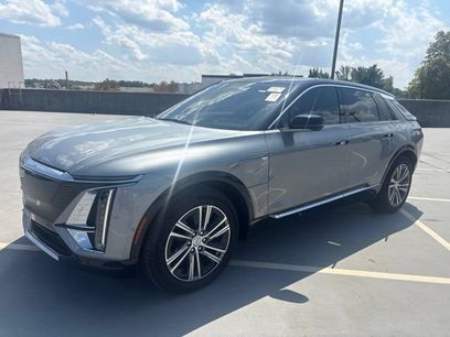 Certified 2025 Cadillac Lyriq Luxury w/ LPO, Floor Liner Package