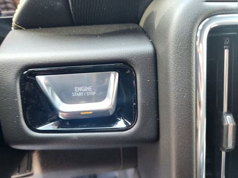 New 2026 GMC Yukon Elevation w/ Elevation Premium Package AWD/4WD image 19