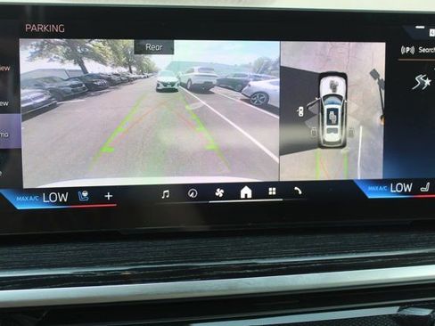 Used 2025 BMW X7 xDrive40i w/ M Sport Package image 20