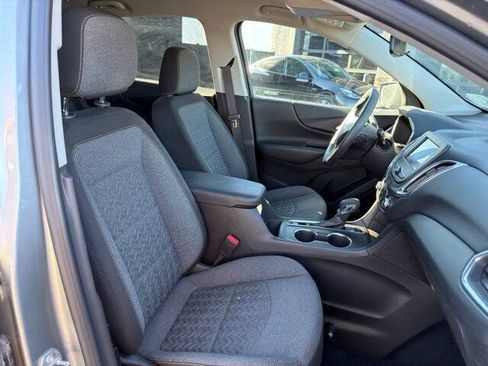 Used 2023 Chevrolet Equinox LT AWD/4WD image 12