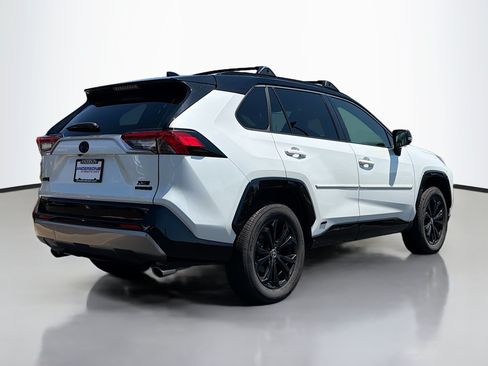 Used 2023 Toyota RAV4 XSE AWD/4WD image 2