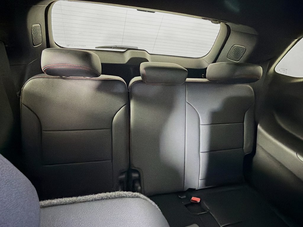 New 2026 Chevrolet Traverse RS w/ LPO, Floor Liner Package AWD/4WD image 24