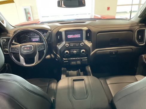 Used 2022 GMC Sierra 2500 SLT w/ SLT Preferred Package image 26