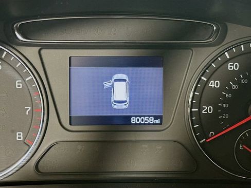 Used 2019 Kia Sorento AWD V6 image 13