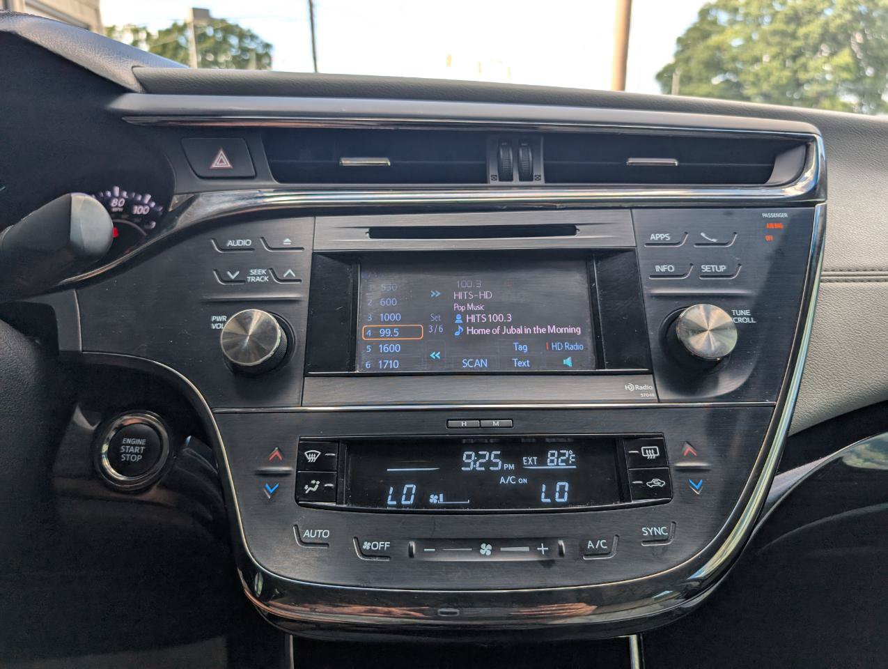 Used 2014 Toyota Avalon XLE Premium FWD image 17