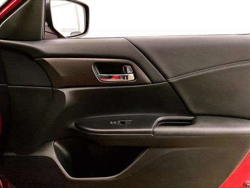 Used 2016 Honda Accord Sport image 24