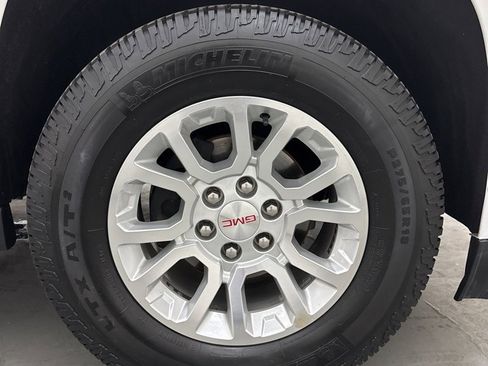 Used 2020 GMC Yukon SLT image 42