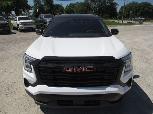 New 2026 GMC Terrain Elevation w/ Elevation Premium Package FWD image 10