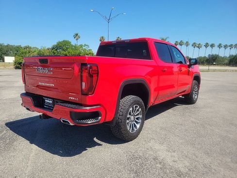 Used 2021 GMC Sierra 1500 AT4 w/ AT4 Preferred Package AWD/4WD image 5