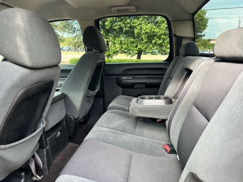 Used 2009 Chevrolet Silverado 1500 LT w/ Texas Edition image 17