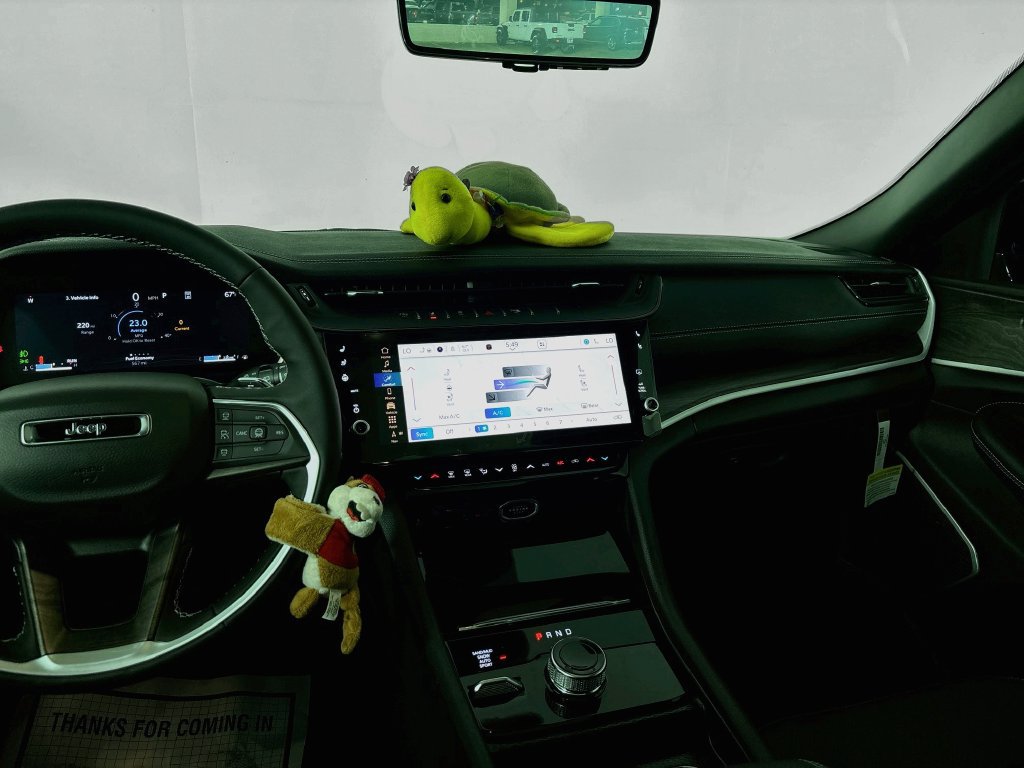 New 2026 Jeep Grand Cherokee Limited AWD/4WD image 17