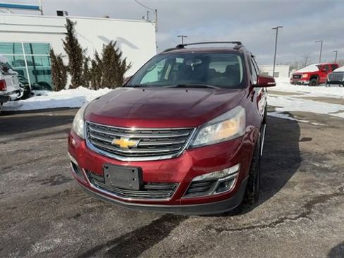 Used 2017 Chevrolet Traverse LT w/ LPO, 'HIT The Road' Package image 3