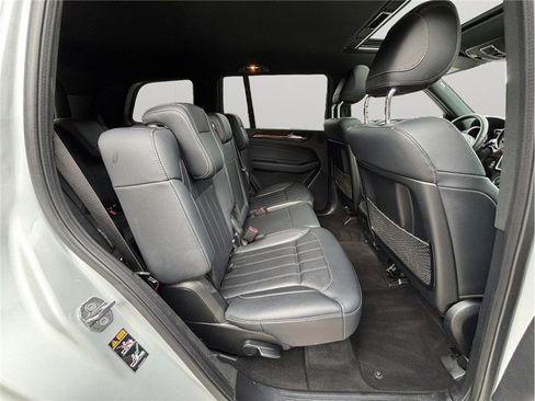 Used 2019 Mercedes-Benz GLS 450 4MATIC w/ Premium 1 Package image 48