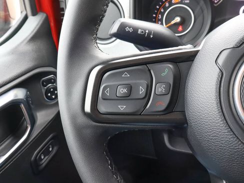 Used 2025 Jeep Wrangler Unlimited Sport AWD/4WD image 30