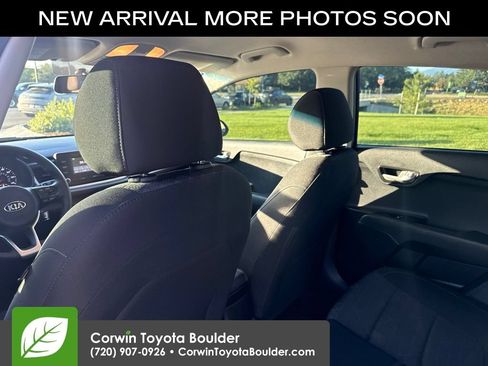 Used 2018 Kia Rio S FWD image 12