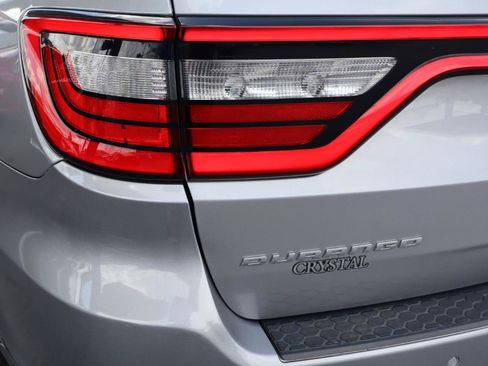 Used 2020 Dodge Durango R/T w/ Technology Group RWD image 34
