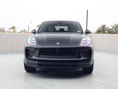 New 2026 Porsche Macan AWD/4WD image 6