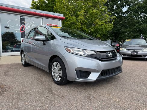 Used 2017 Honda Fit LX image 2