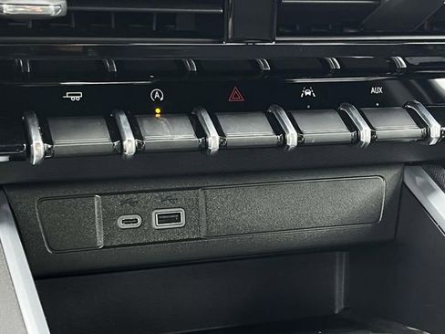 New 2026 Chevrolet Colorado W/T RWD image 22