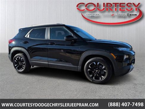 Used 2022 Chevrolet TrailBlazer LT w/ Convenience Package image 1