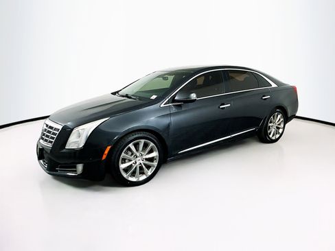 Used 2014 Cadillac XTS Luxury image 4