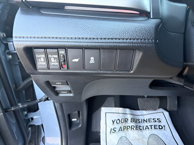 Used 2025 Honda Odyssey Sport-L image 16