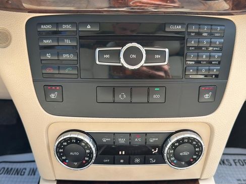 Used 2015 Mercedes-Benz GLK 350 4MATIC image 26